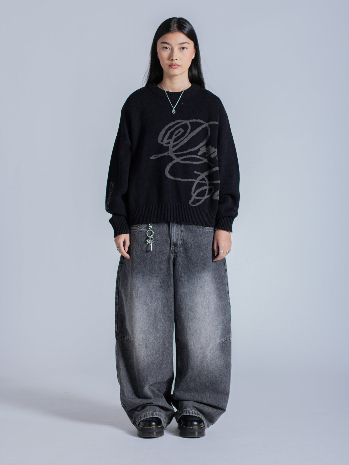 CURSIVE TEXT KNIT - BLACK