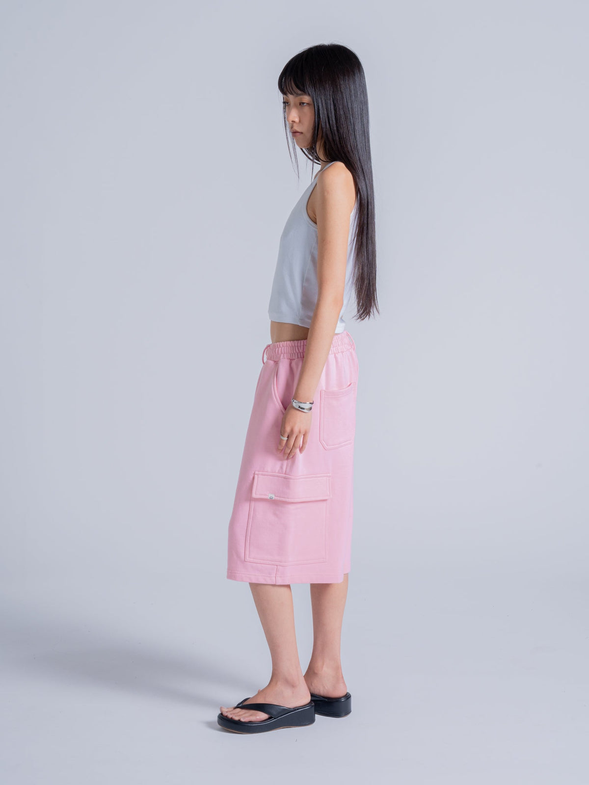 CARGO SWEAT SHORTS - LIGHT PINK