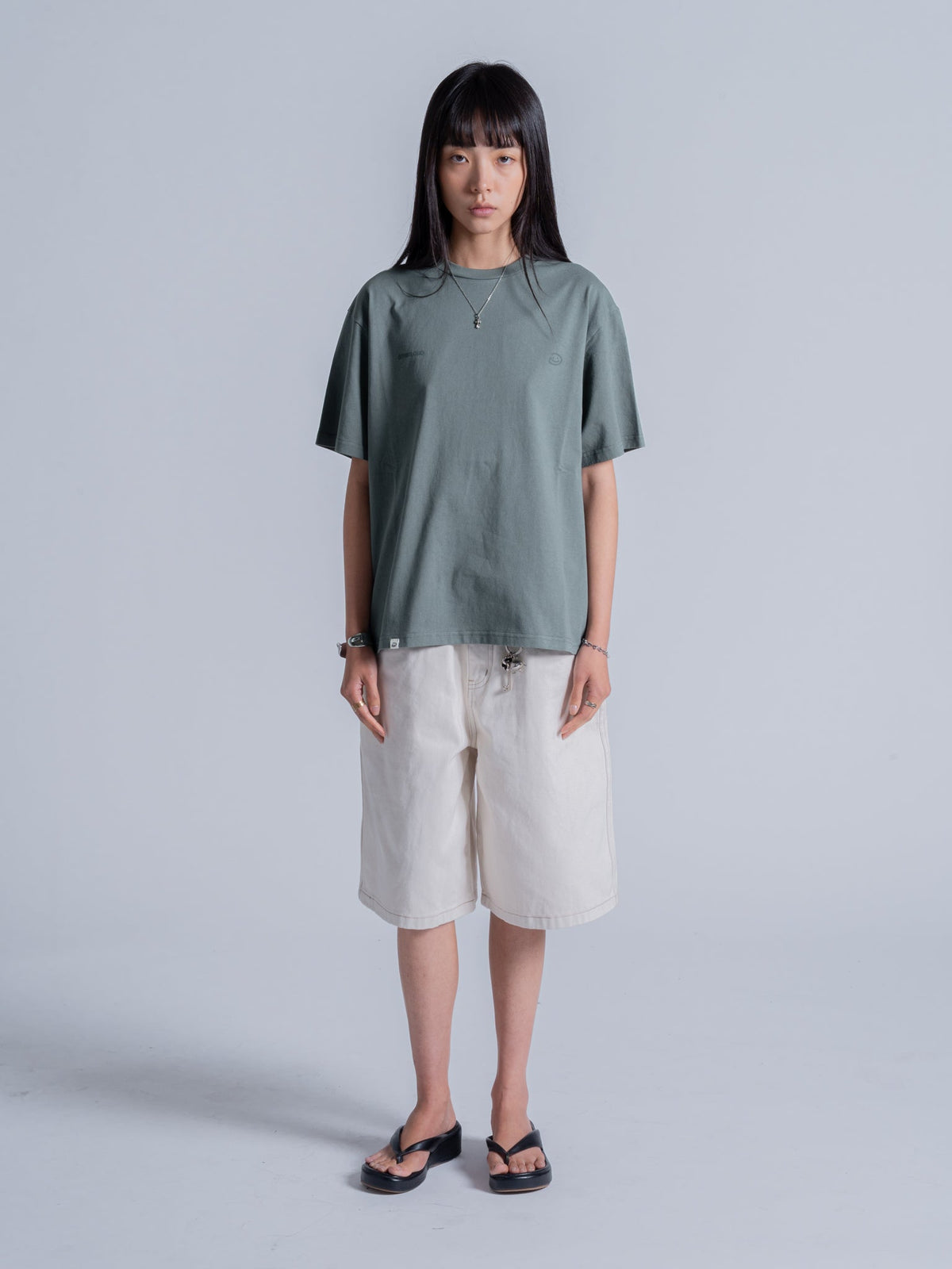 BASIC LOGO TEE - PINE GREEN