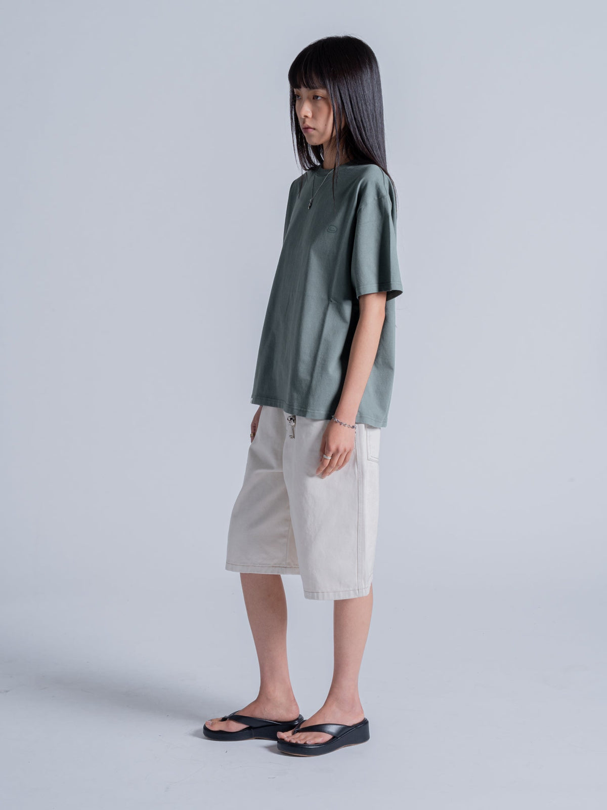 BASIC LOGO TEE - PINE GREEN
