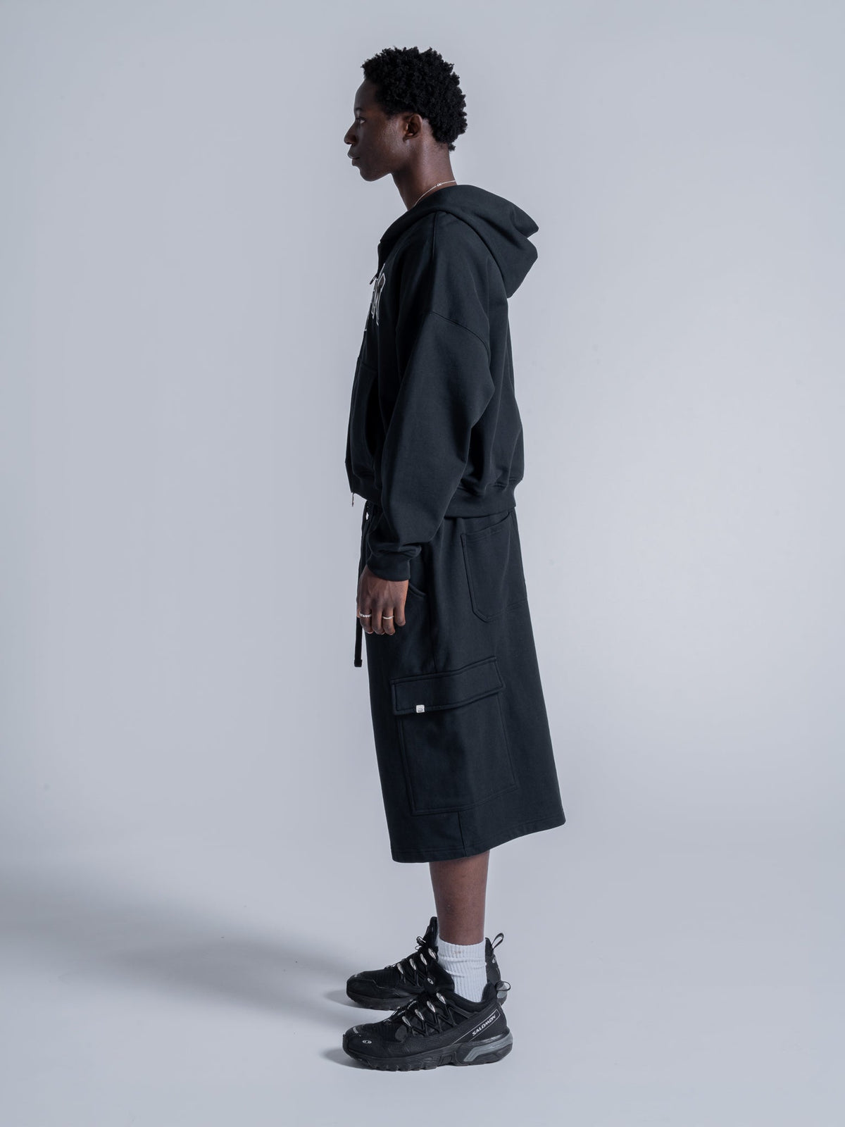DRM ZIP UP - BLACK