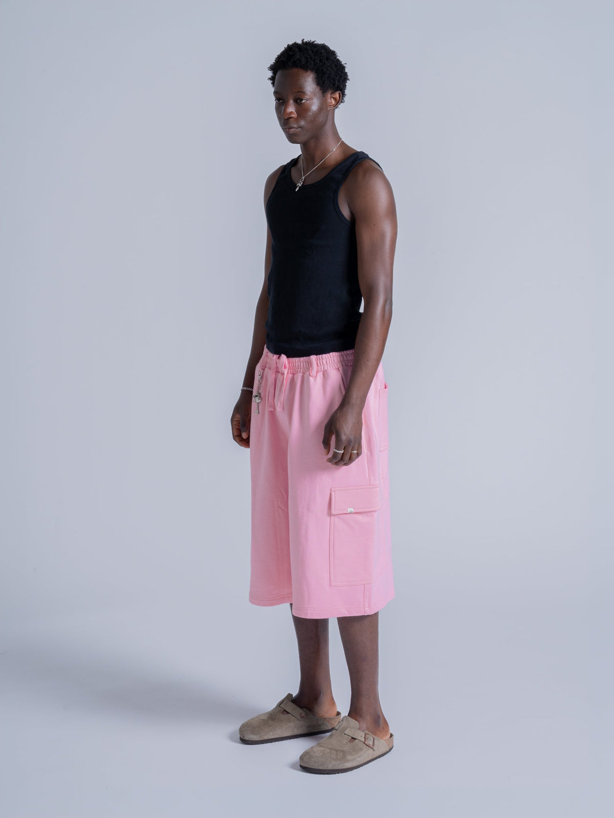 CARGO SWEAT SHORTS - LIGHT PINK