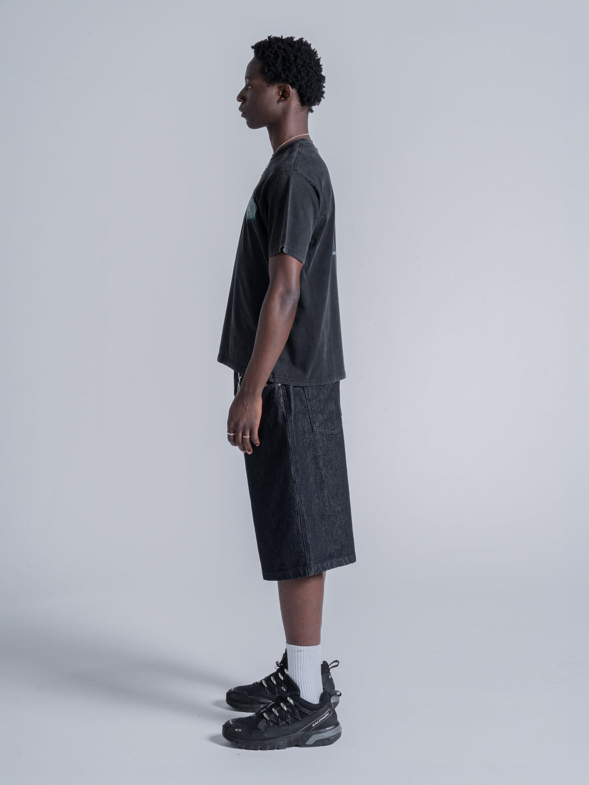 CANDY HEARTS TEE - BLACK
