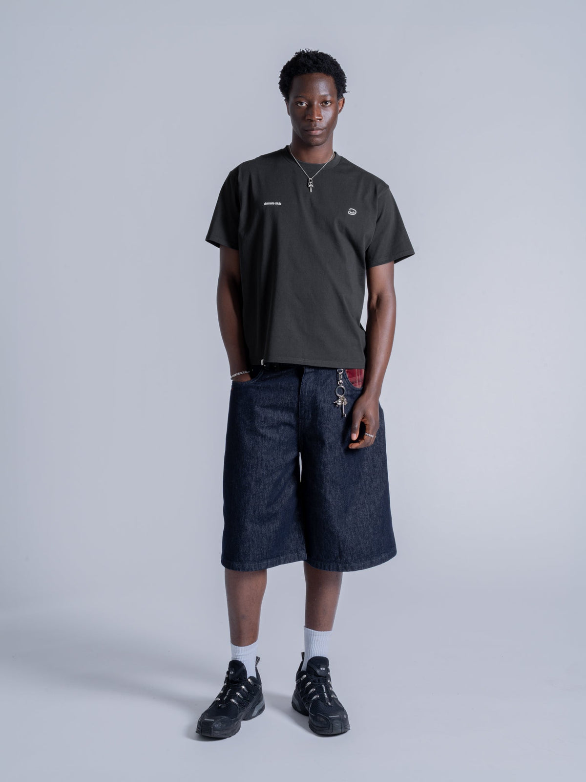 BASIC LOGO TEE - BLACK