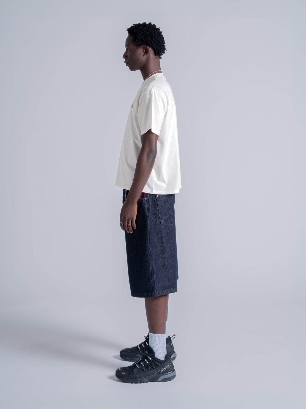 BASIC LOGO TEE - IVORY