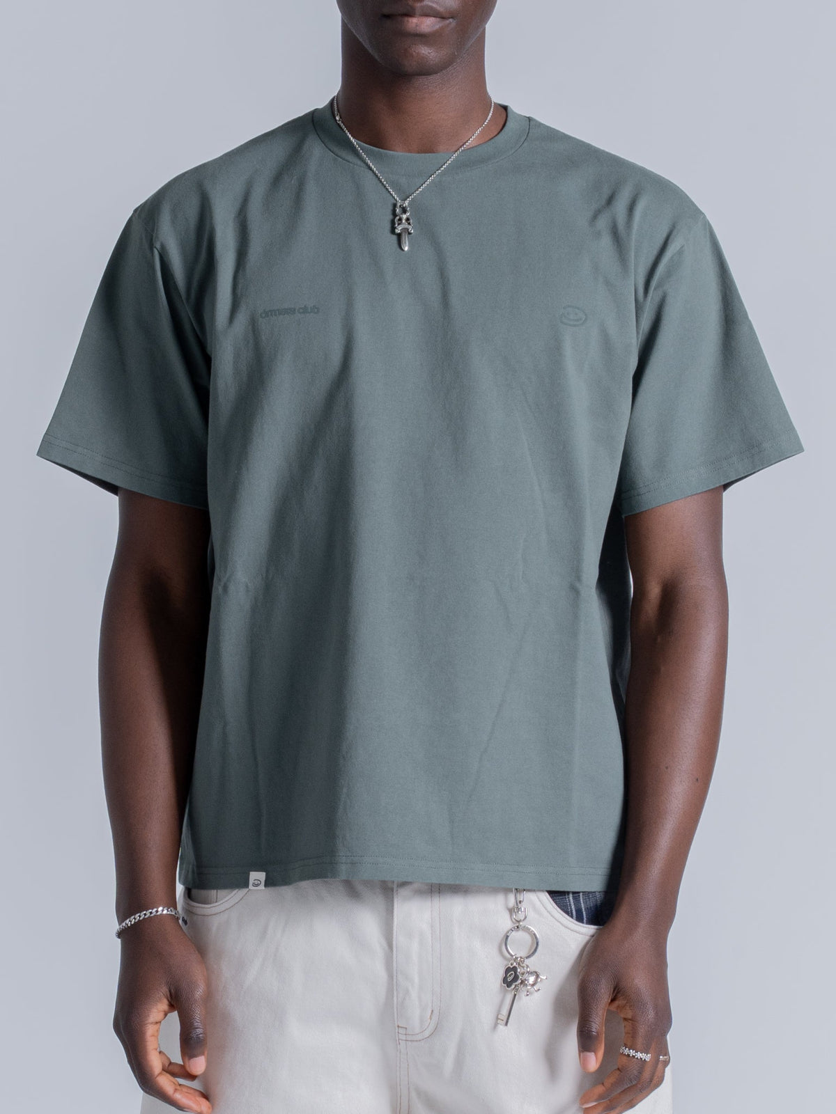 BASIC LOGO TEE - PINE GREEN