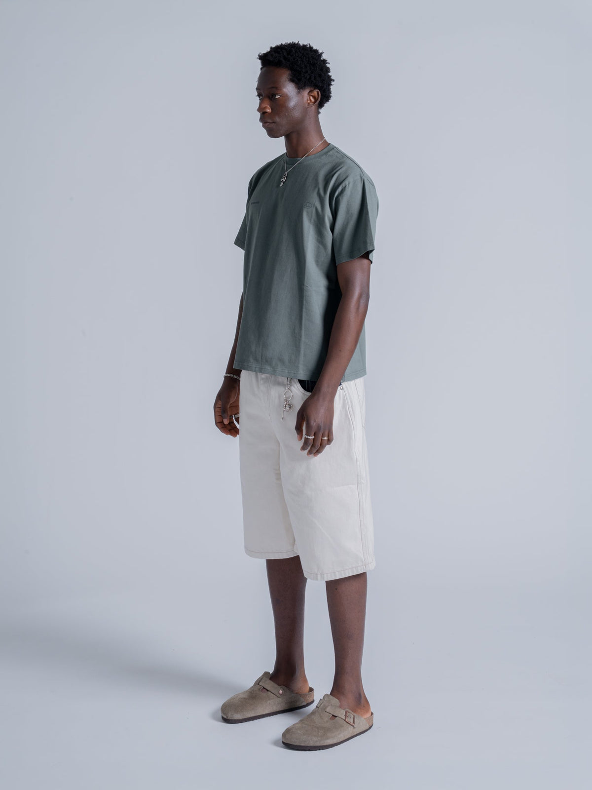 BASIC LOGO TEE - PINE GREEN