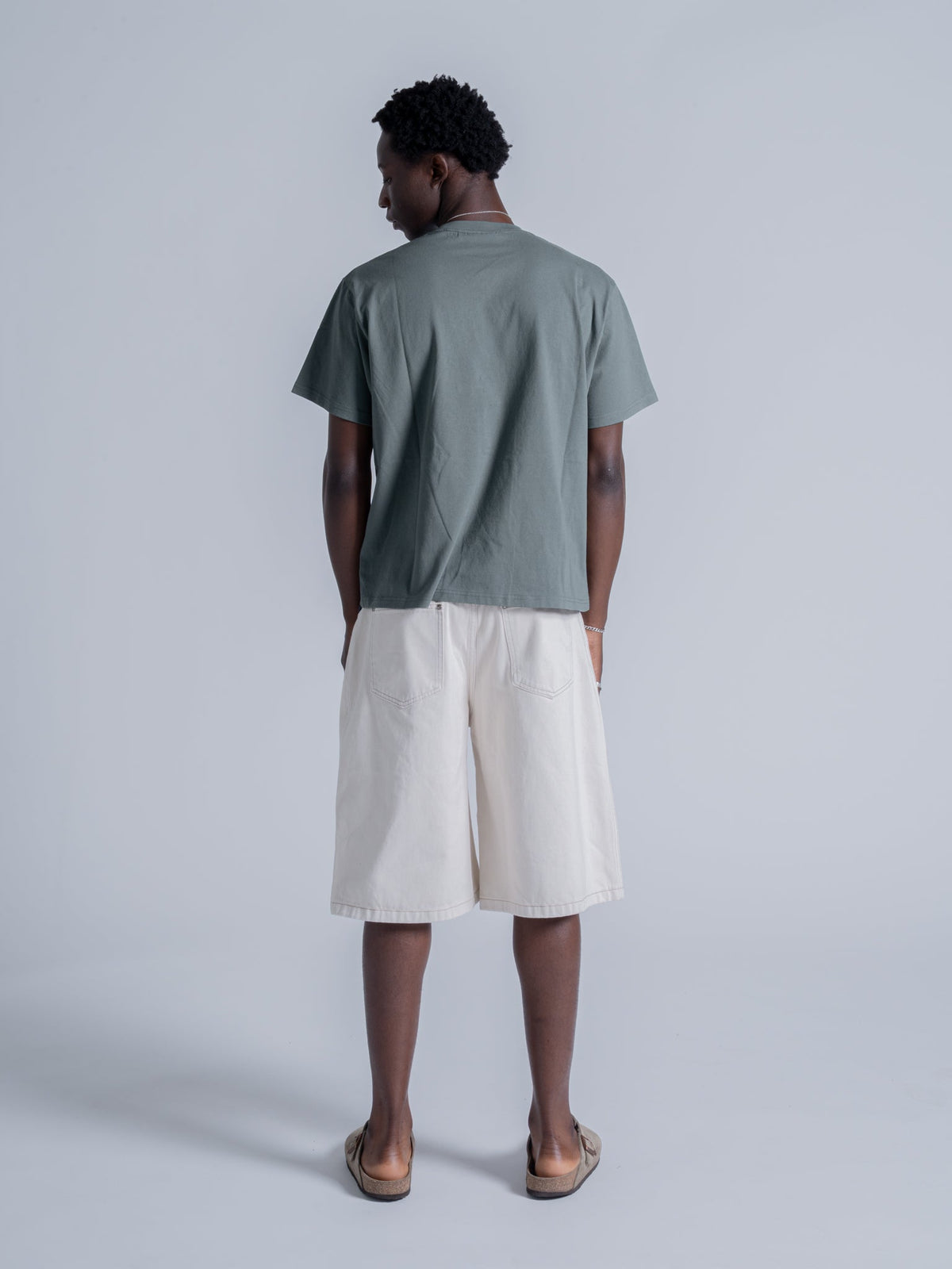 BASIC LOGO TEE - PINE GREEN
