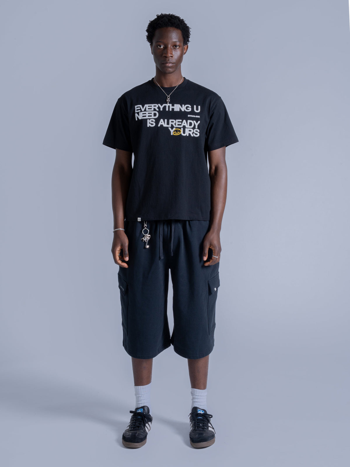 EVERYTHING U NEED TEE - BLACK
