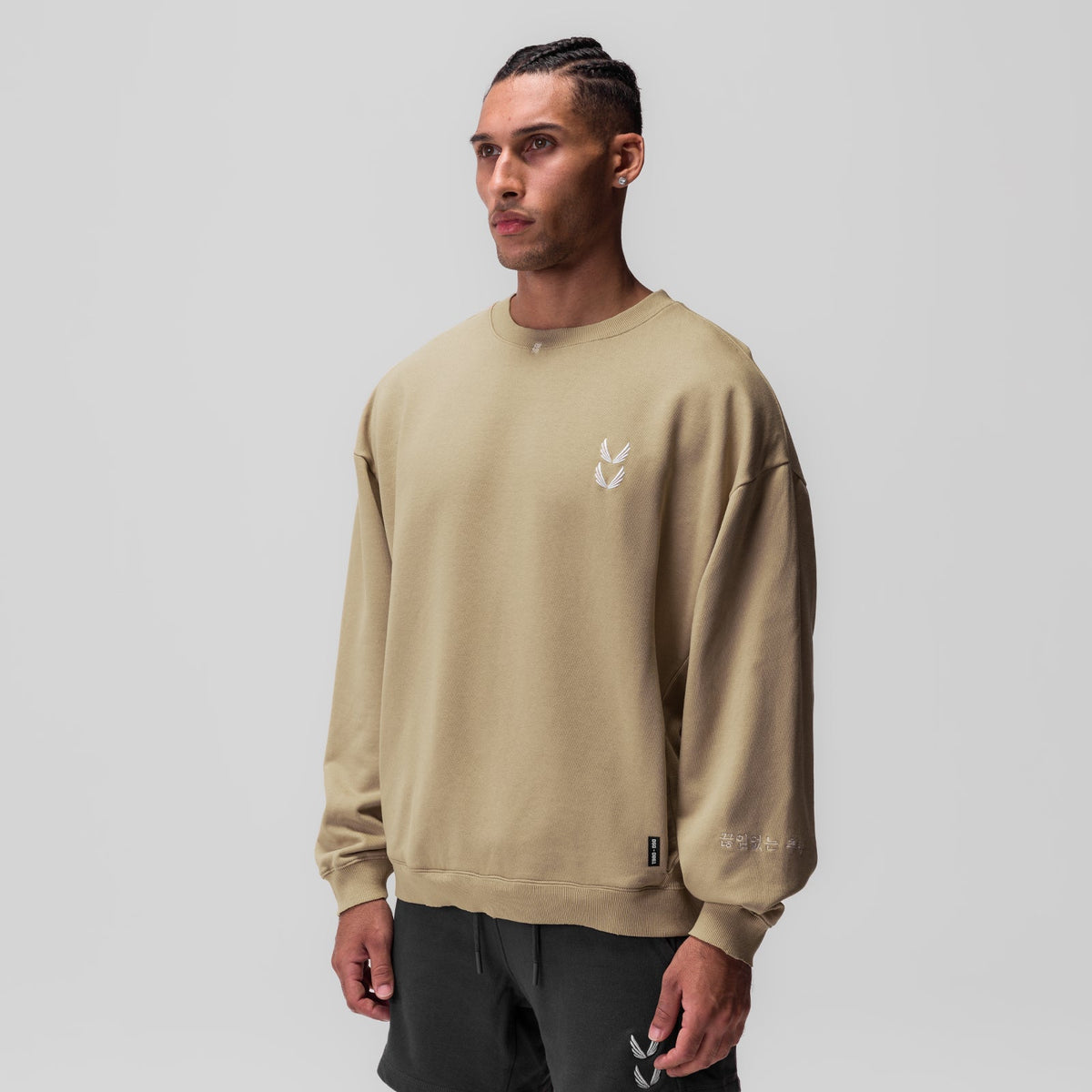 0861. Tech Essential™ Distressed Crewneck - Khaki