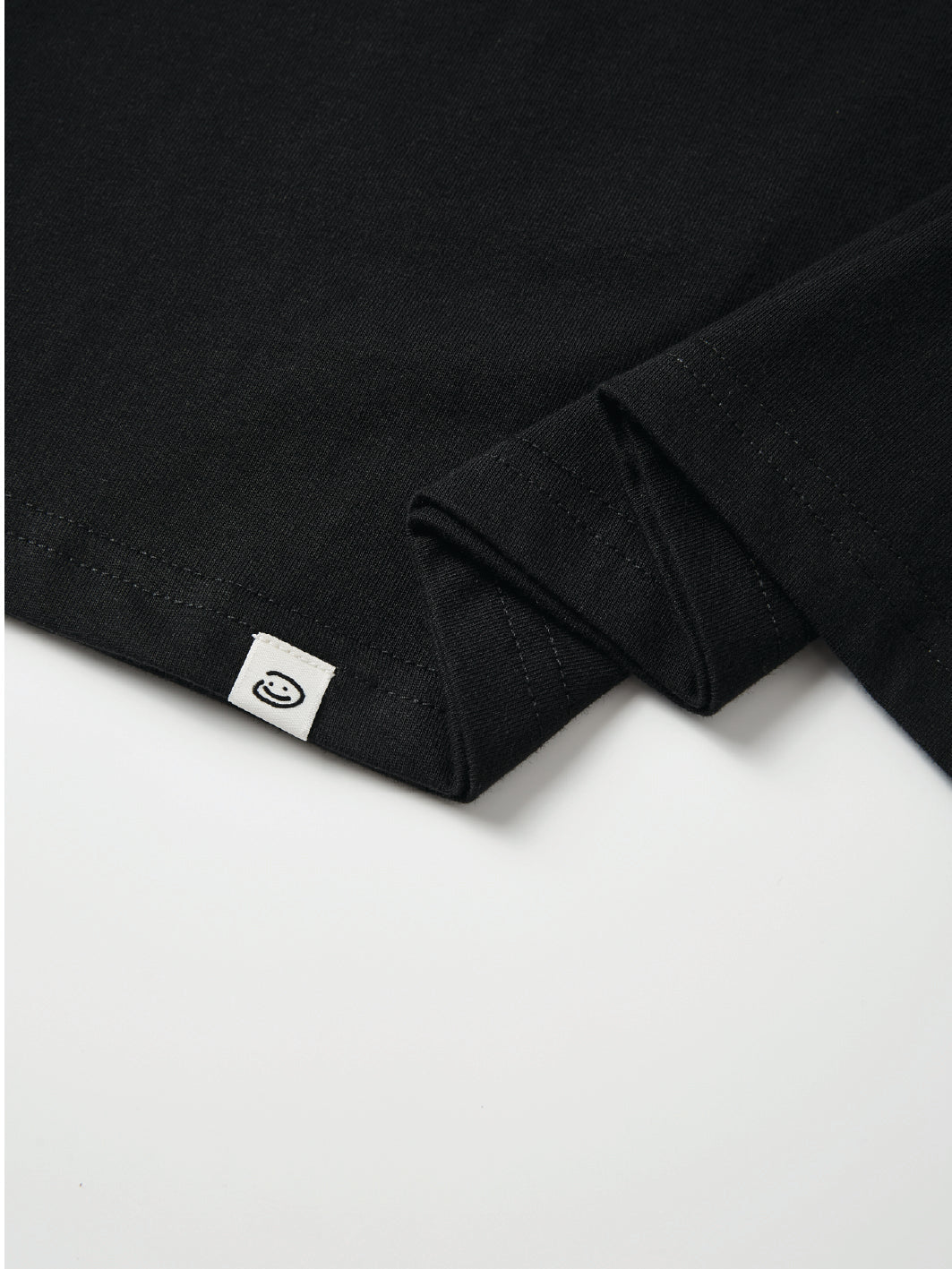LOST IN MY DRMS TEE - BLACK
