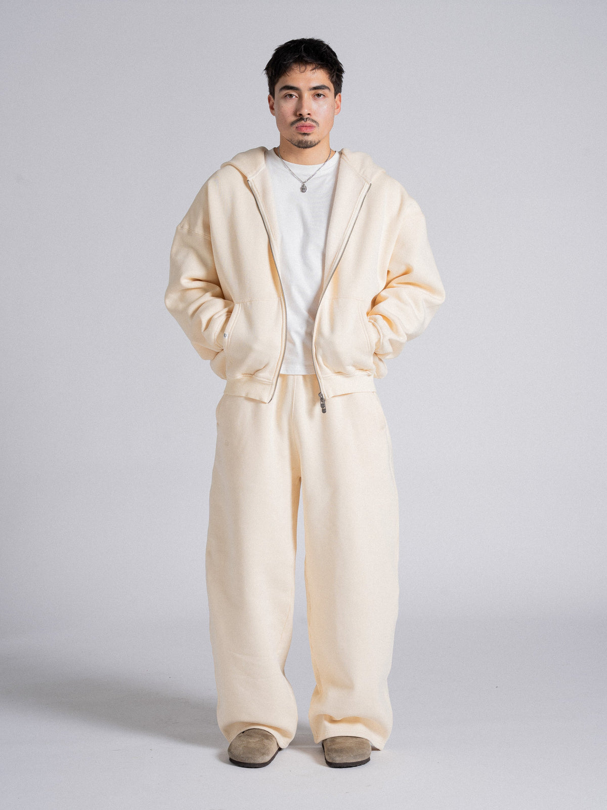 SIGNATURE BASIC ZIP UP - CREAM