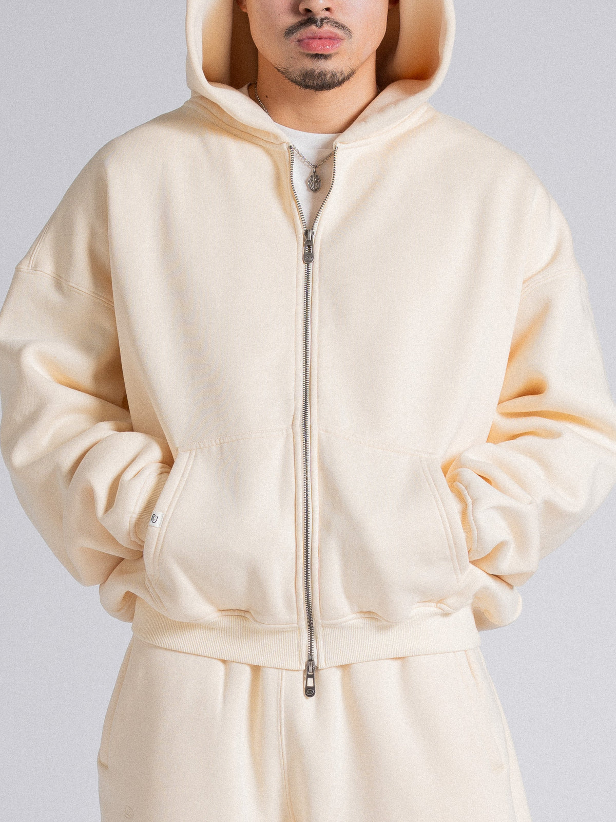 SIGNATURE BASIC ZIP UP - CREAM