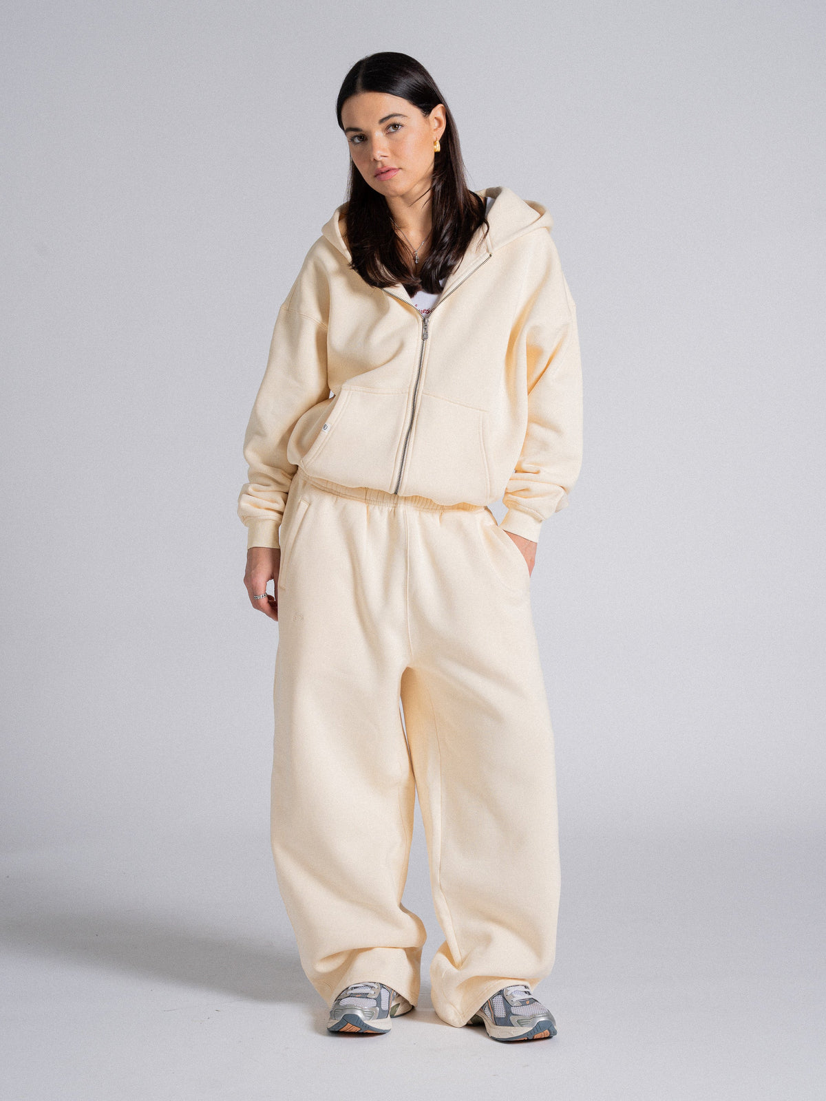SIGNATURE BASIC ZIP UP - CREAM
