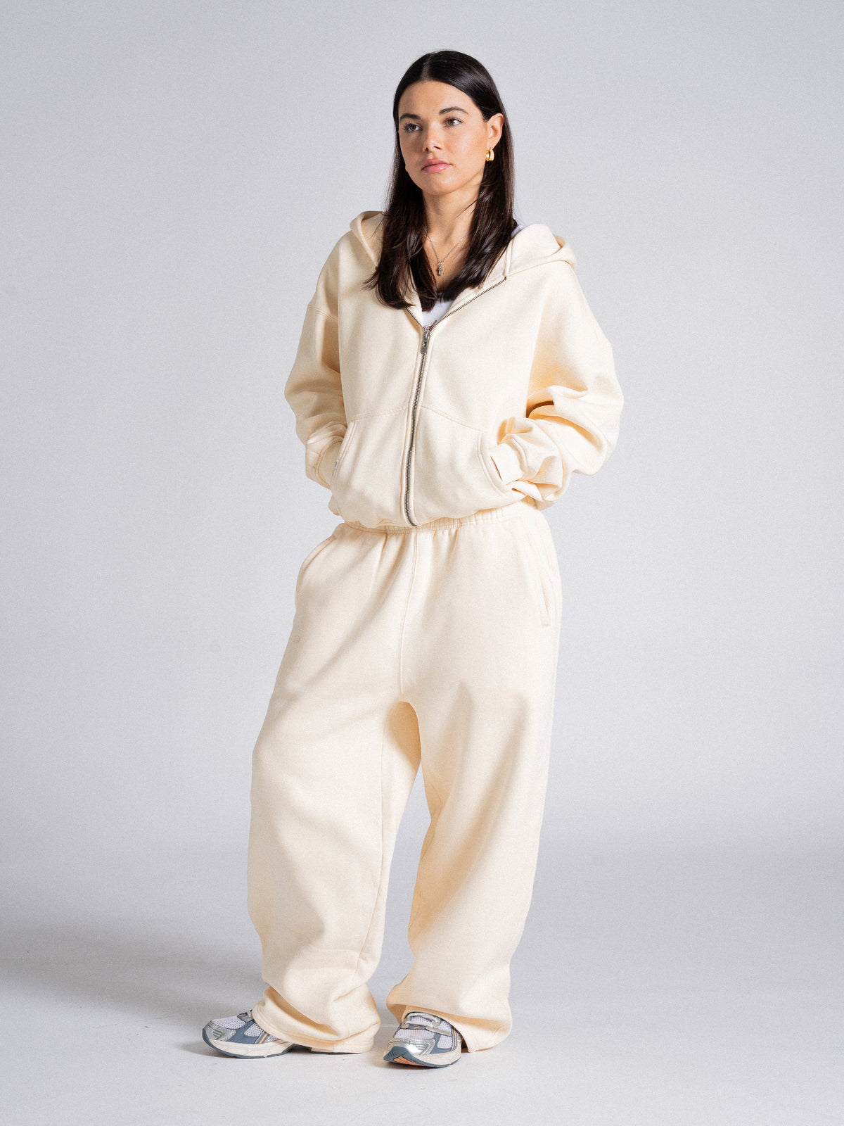 SIGNATURE BASIC ZIP UP - CREAM