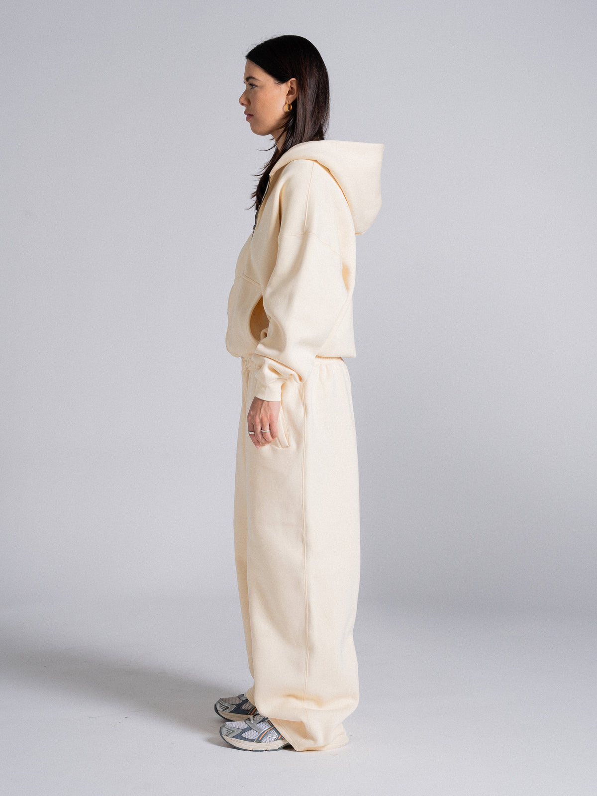 SIGNATURE BASIC ZIP UP - CREAM