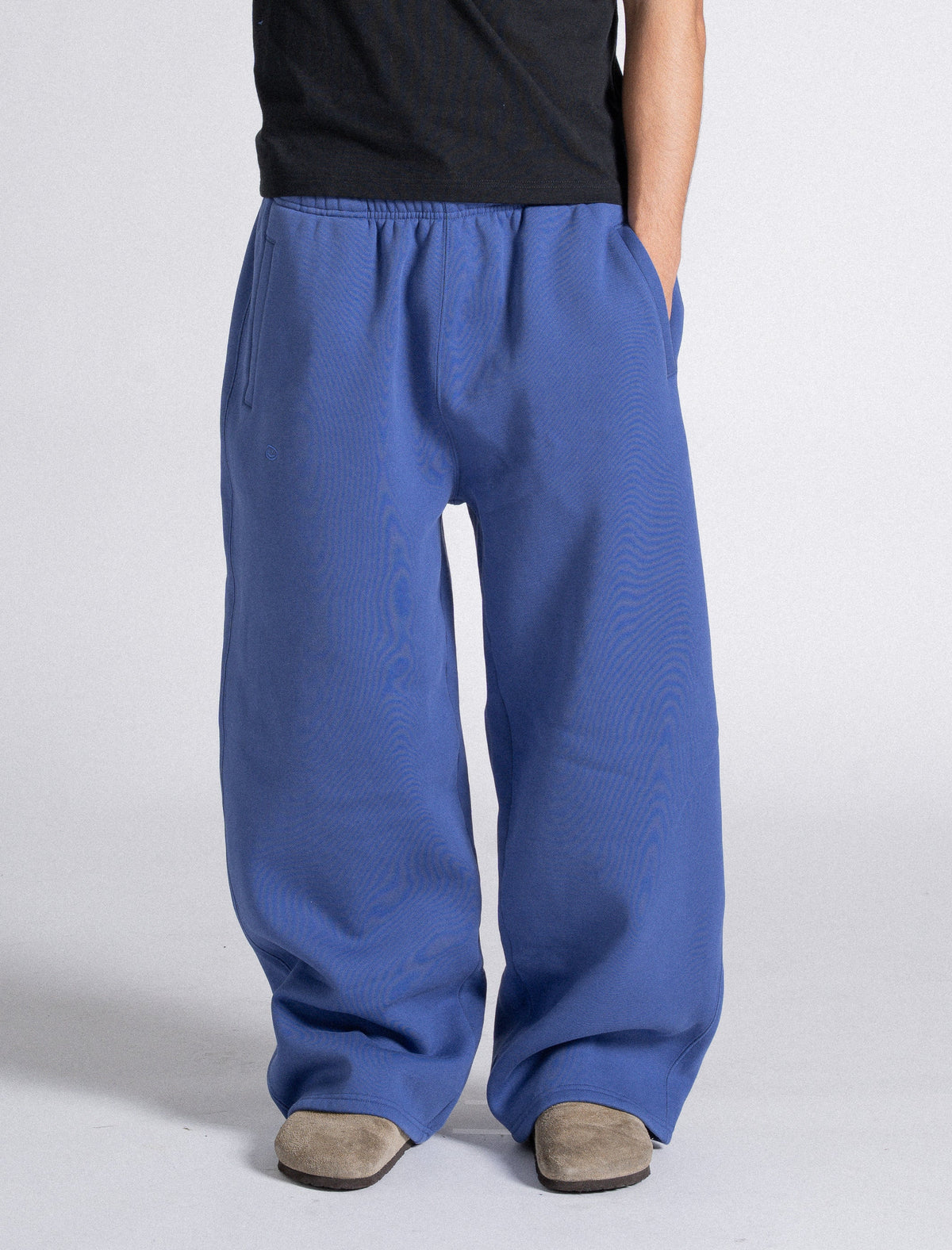 SIGNATURE BAGGY SWEATPANTS - ROYAL BLUE