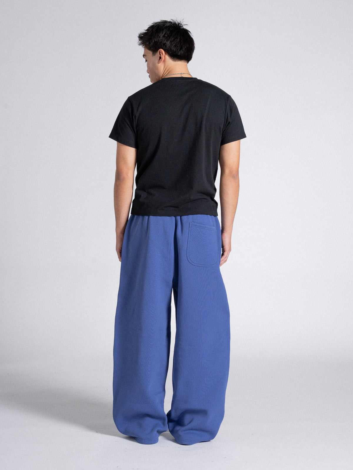 SIGNATURE BAGGY SWEATPANTS - ROYAL BLUE