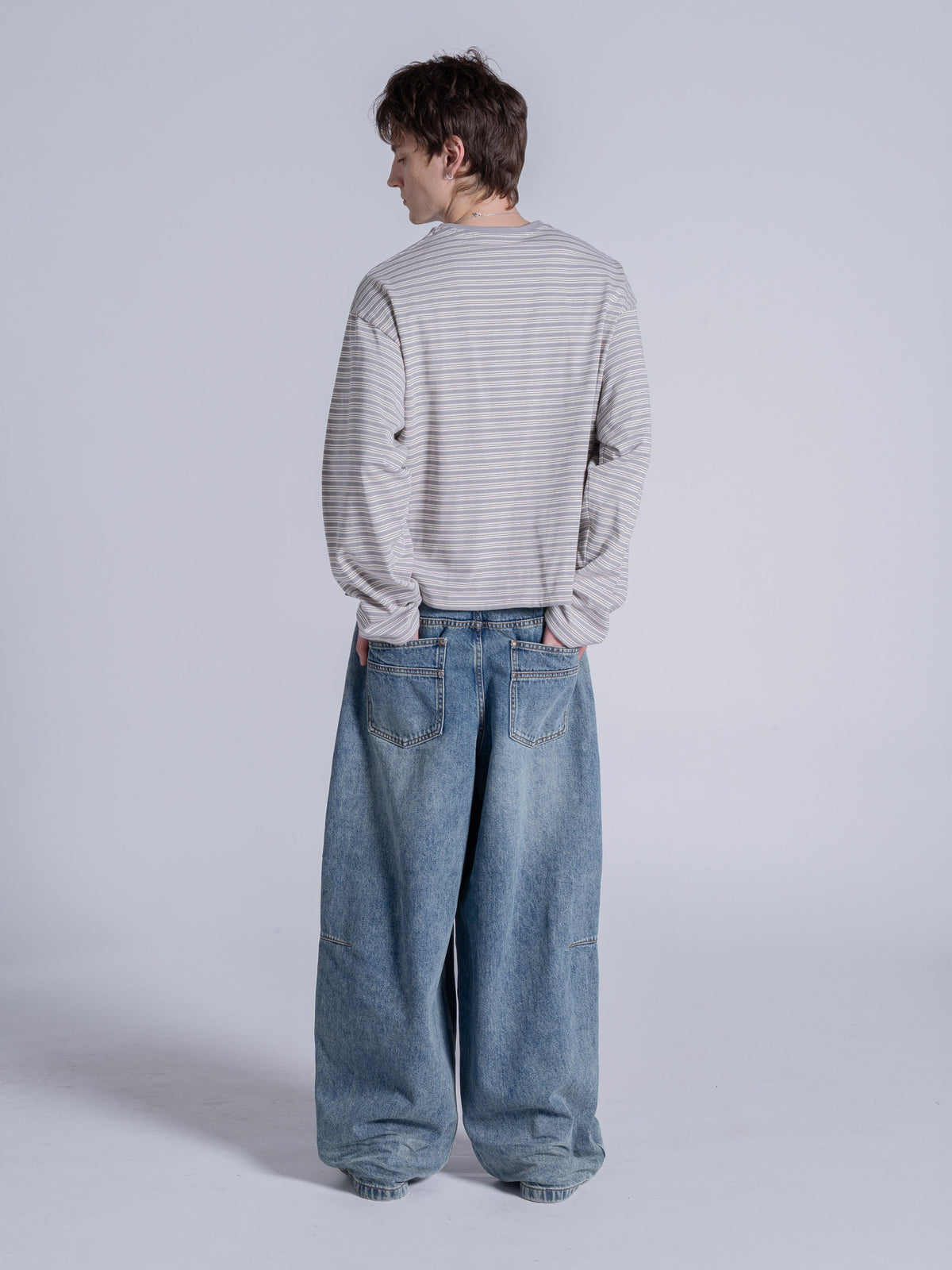 POCKET STRIPED LONG SLEEVE - LIGHT GREY