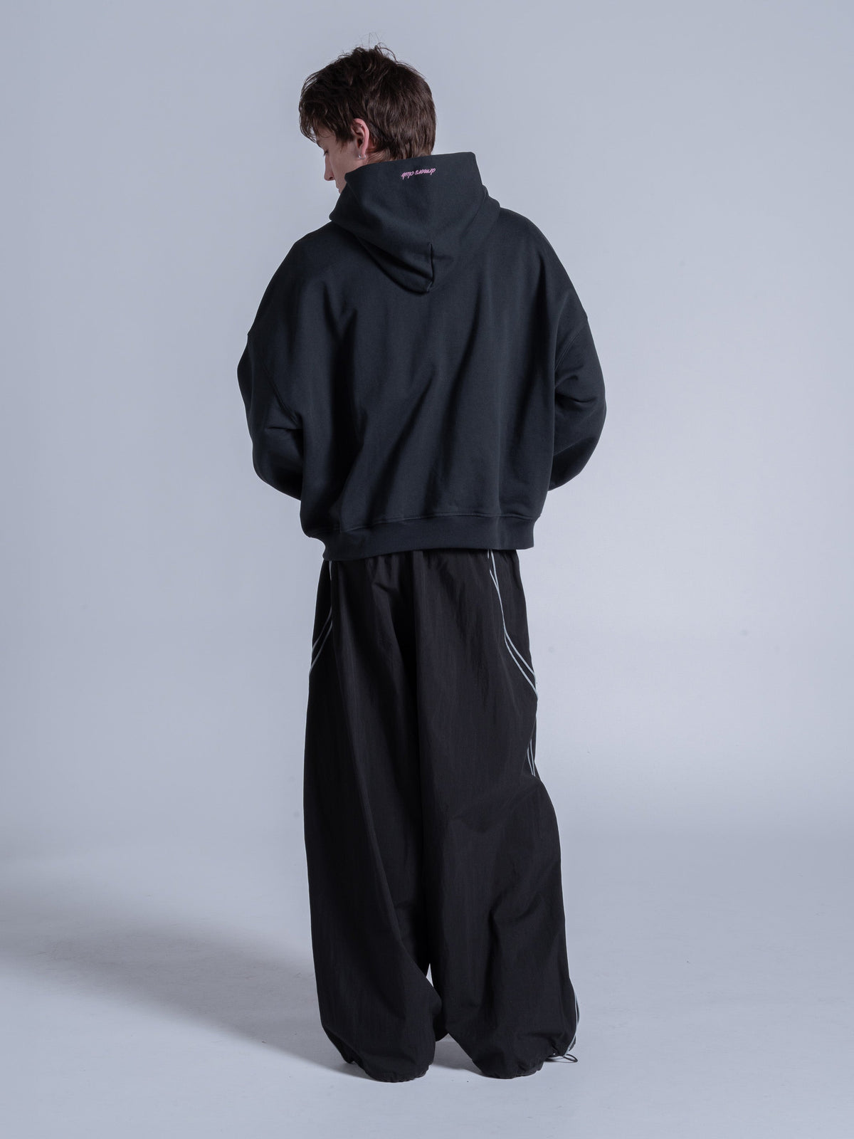 CURSIVE ZIP UP - BLACK