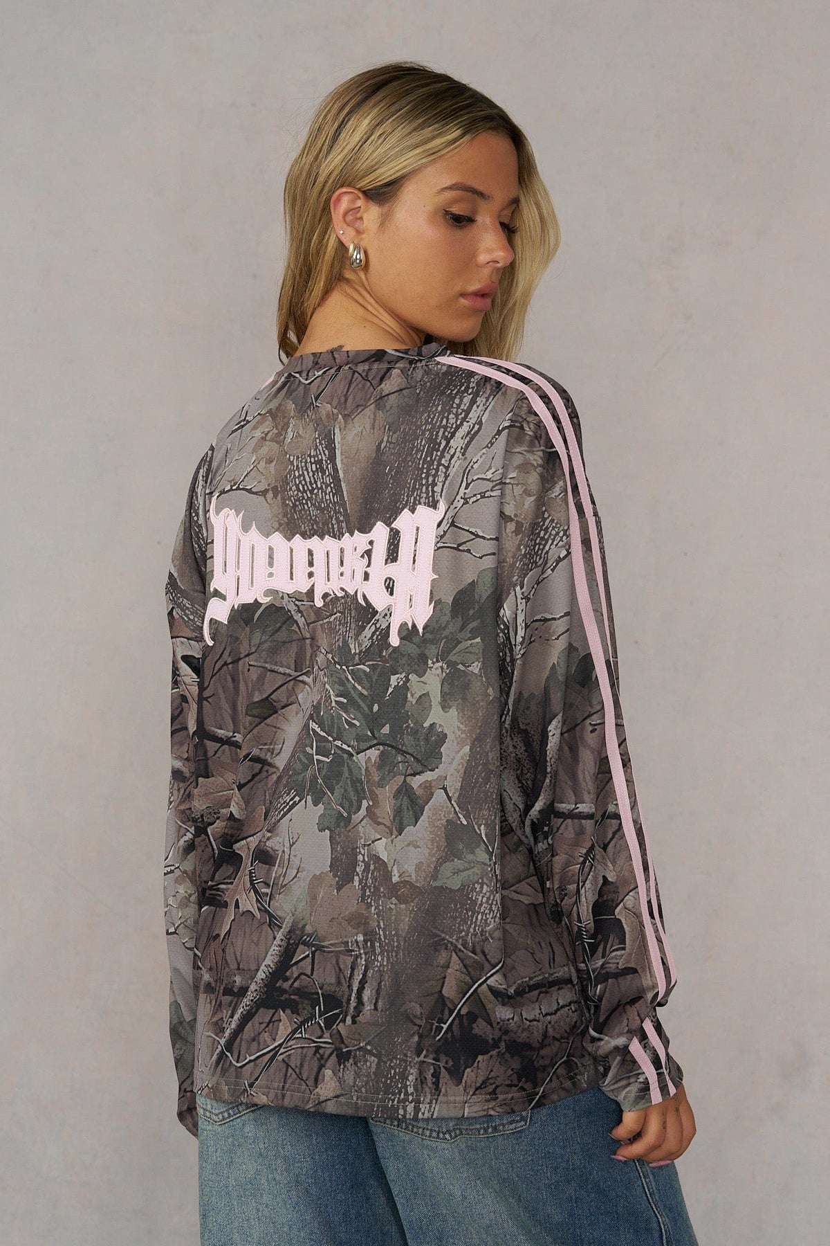 W4302 - Camo Longsleeve Jersey