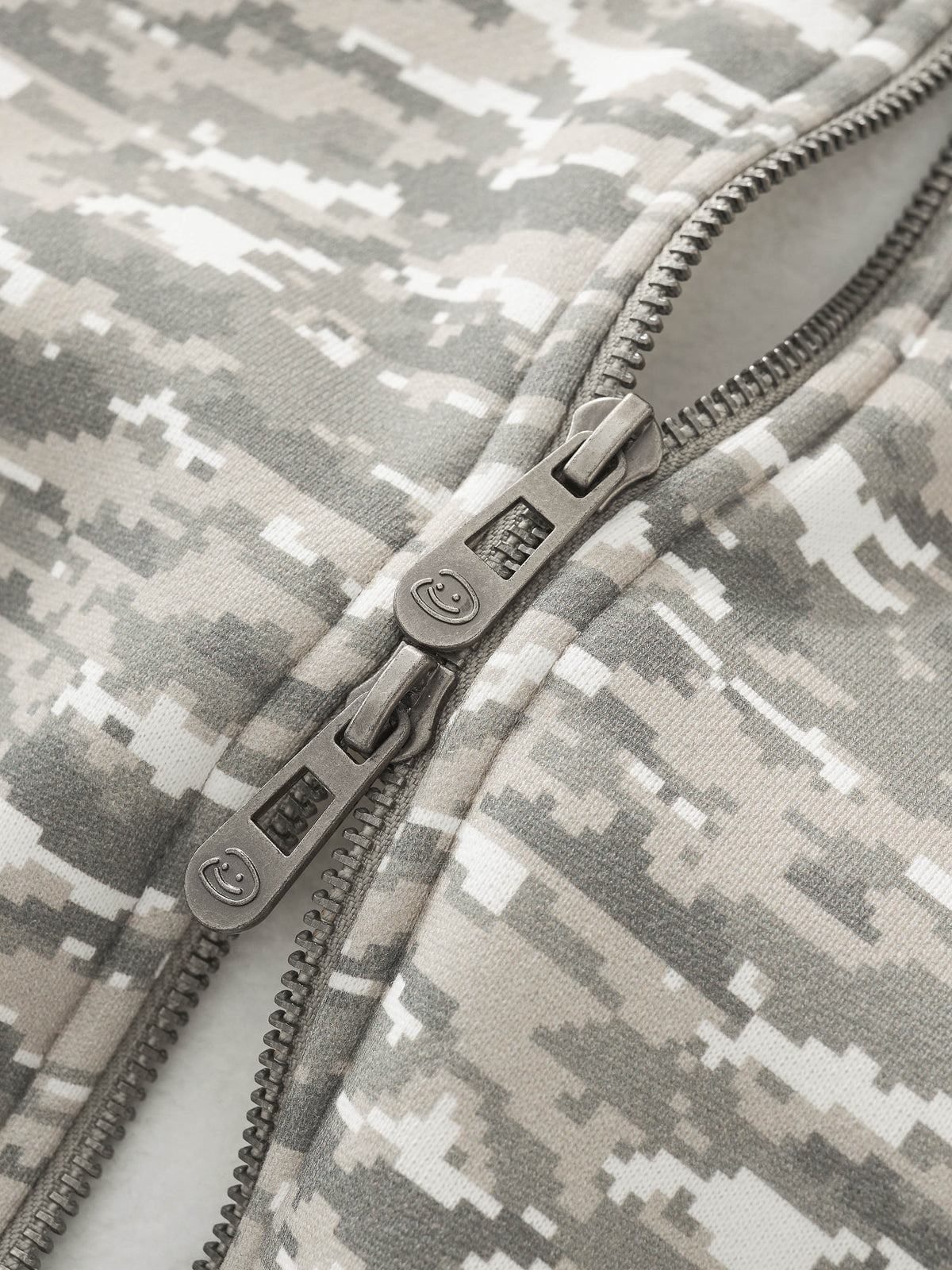 DIGITAL CLOUD CAMO ZIP UP - GREEN