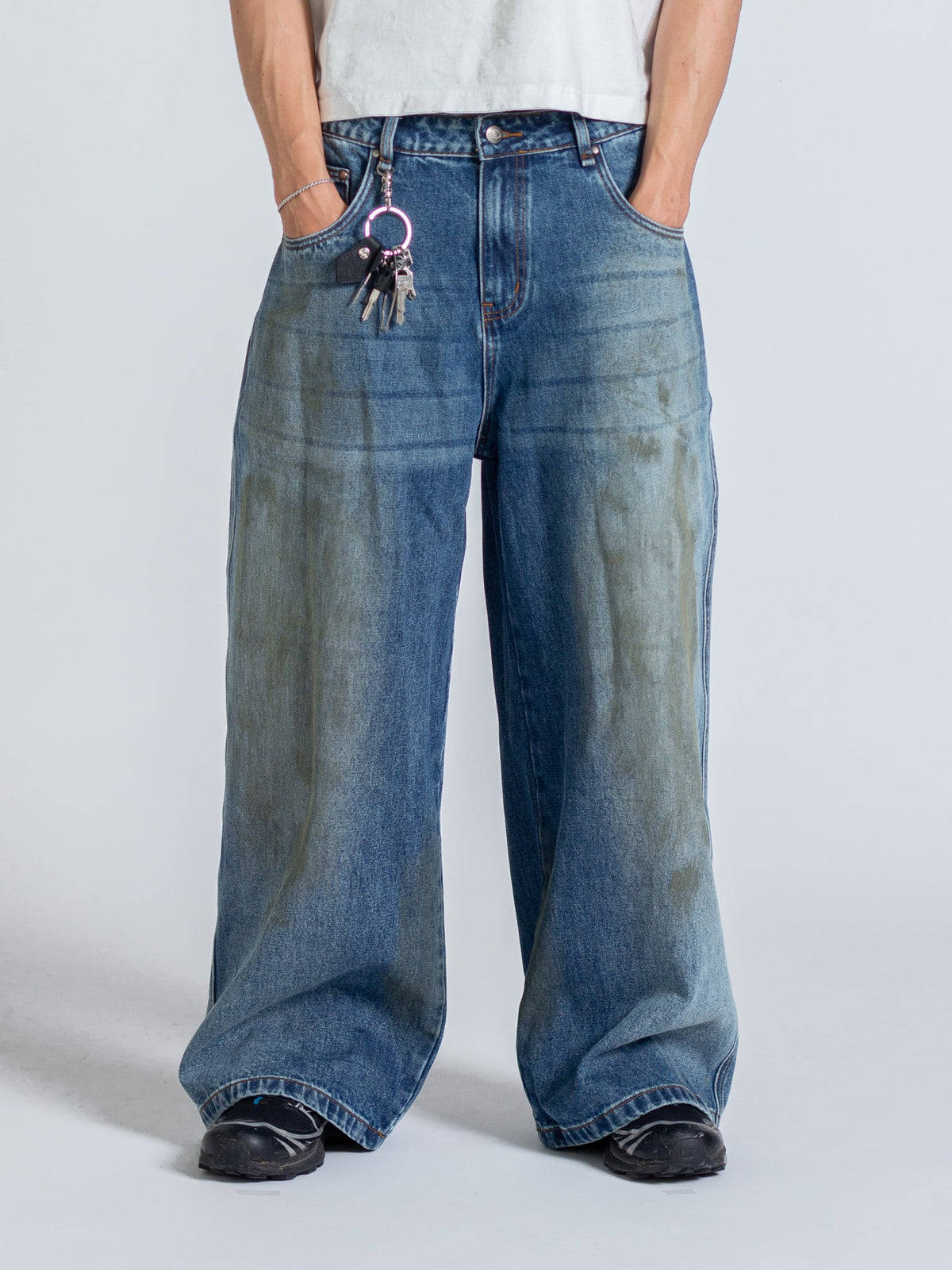 MUD STAINED JEANS - DARK BLUE