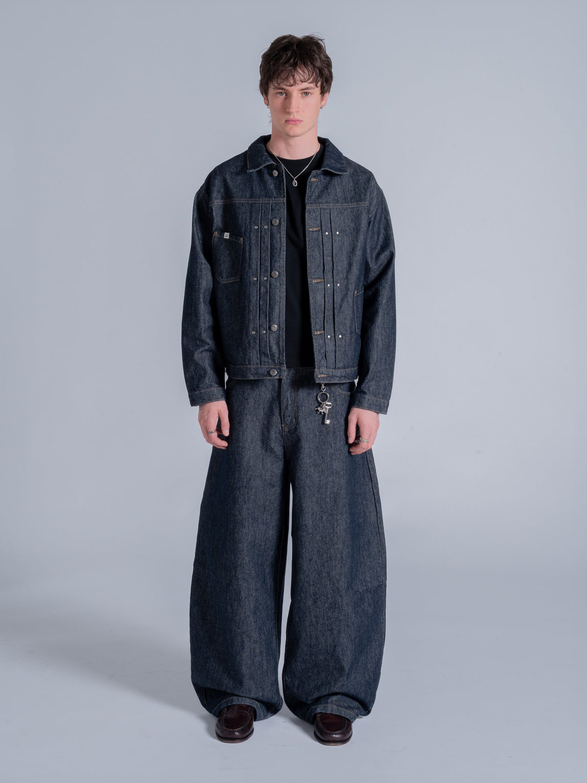 FALLING POCKETS DENIM JACKET - BLUE RAW DENIM