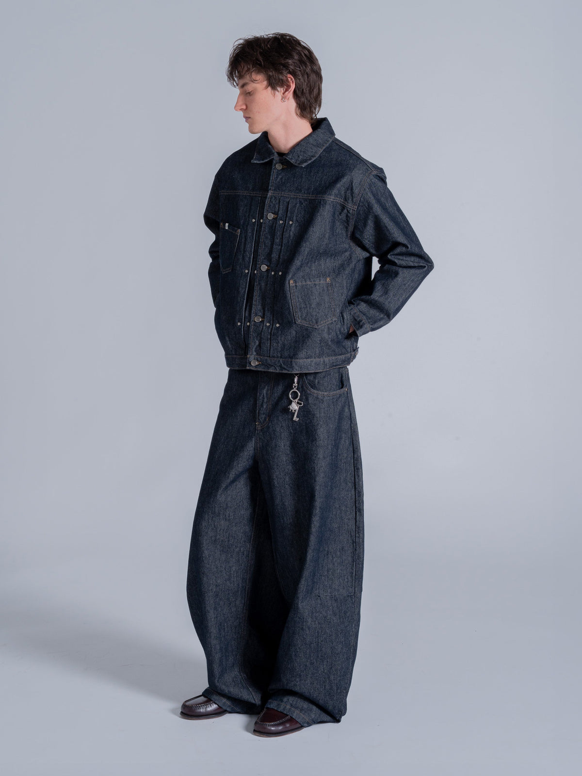 FALLING POCKETS DENIM JACKET - BLUE RAW DENIM