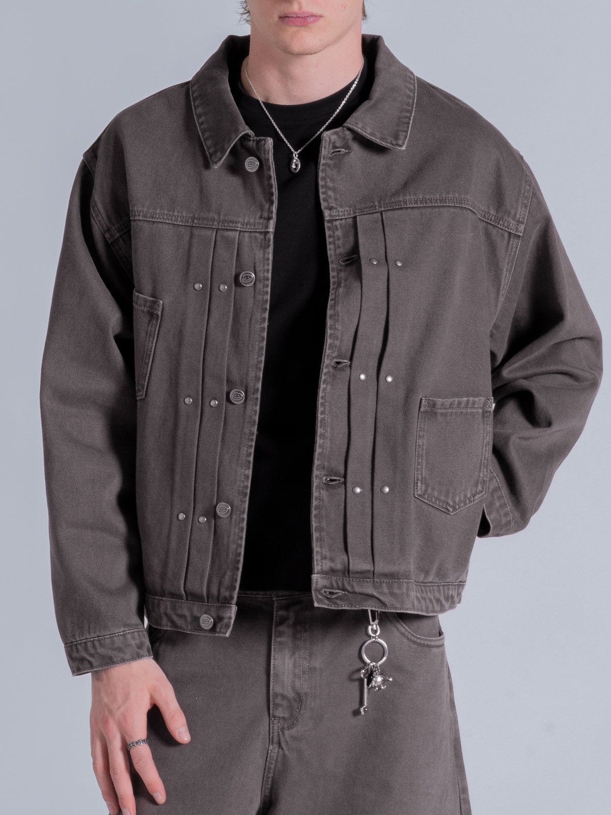 FALLING POCKETS DENIM JACKET - UMBER BROWN