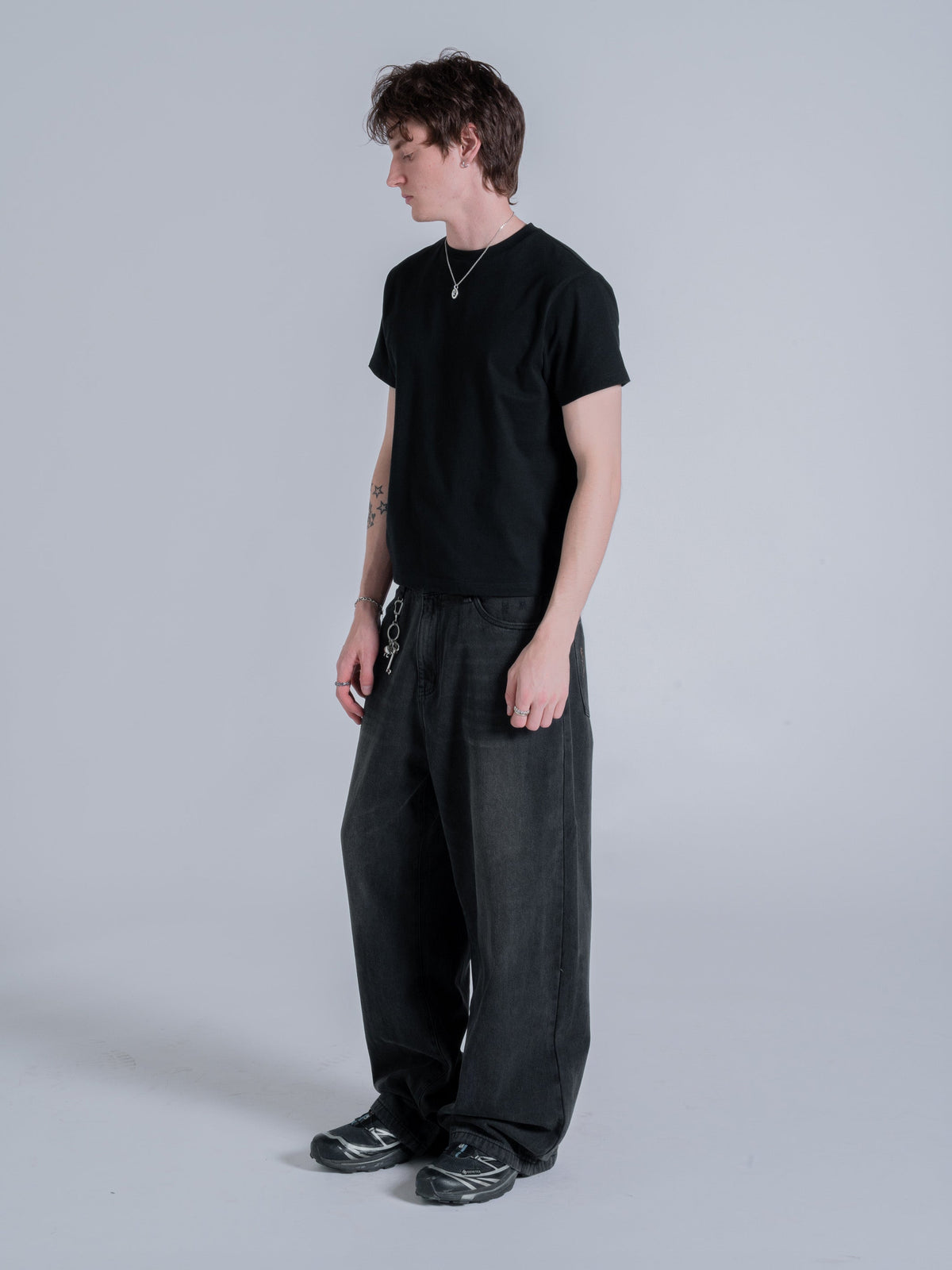 EVERYDAY LOOSE FIT JEANS - WASHED BLACK