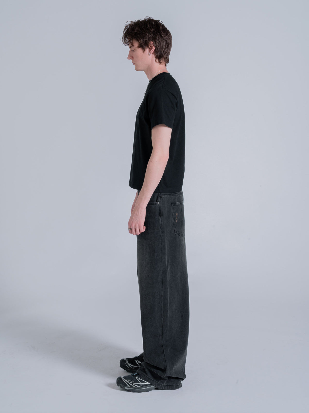EVERYDAY LOOSE FIT JEANS - WASHED BLACK