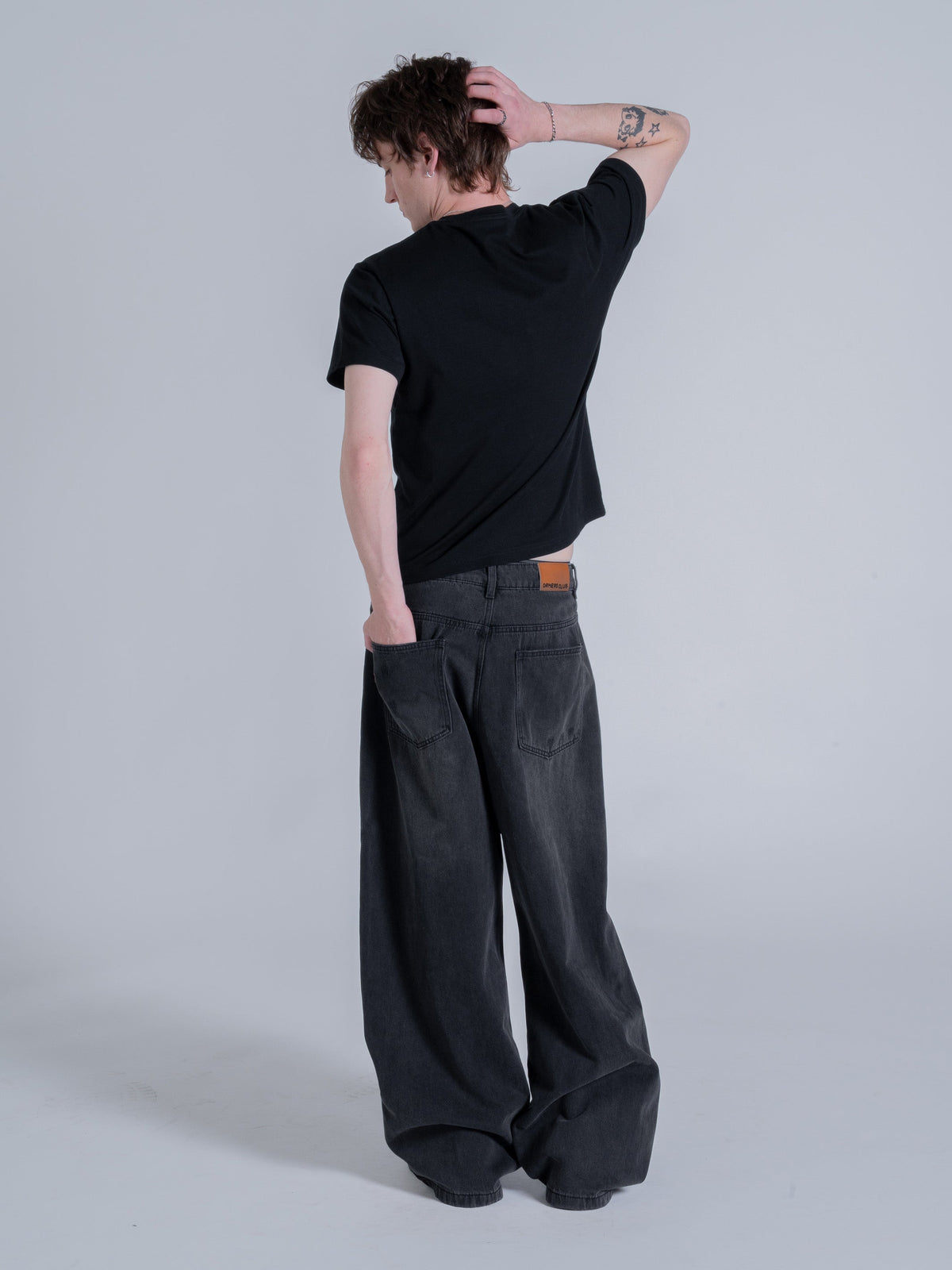 EVERYDAY LOOSE FIT JEANS - WASHED BLACK
