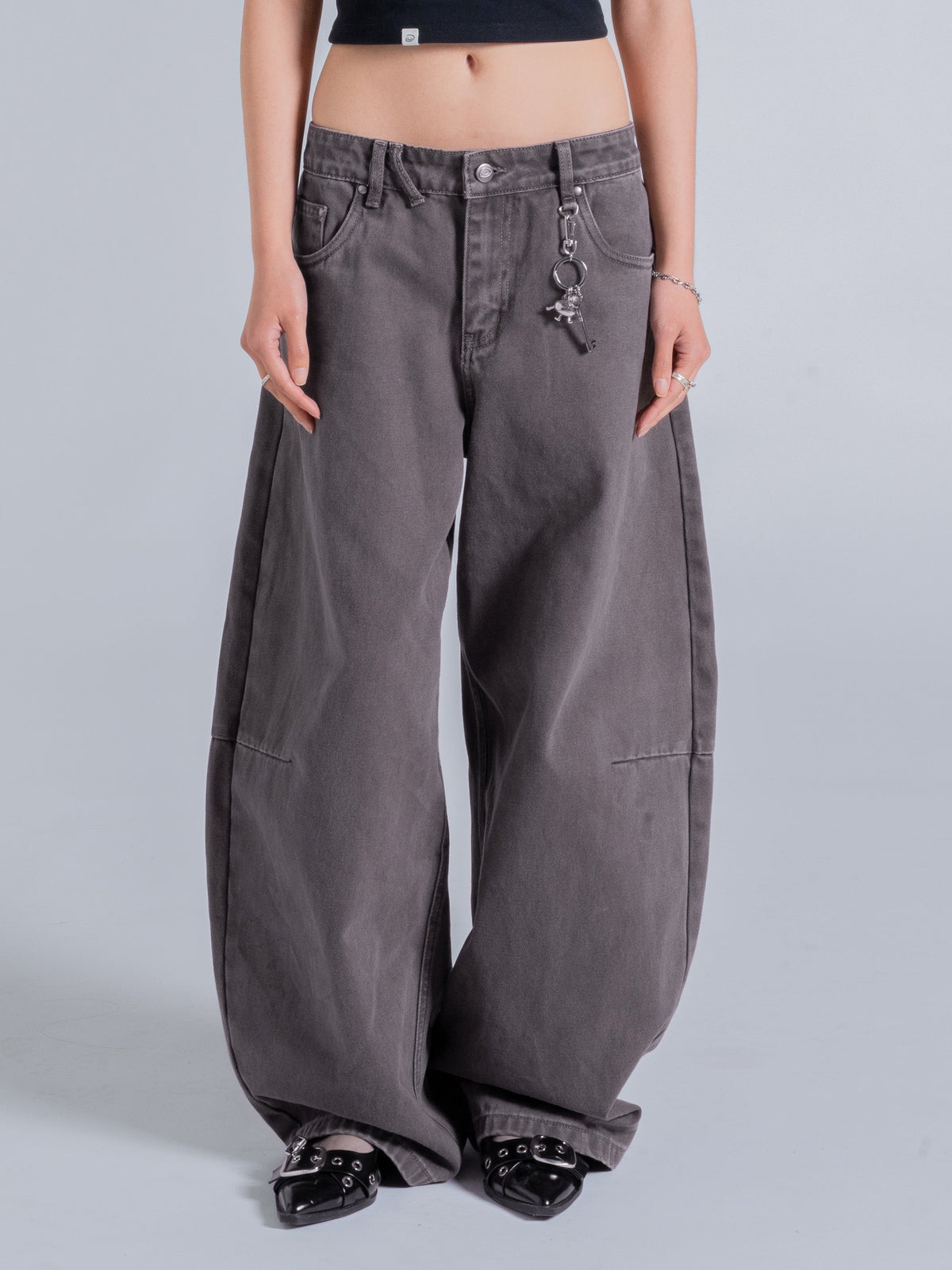 DOUBLE POCKET DENIM JEANS - UMBER BROWN