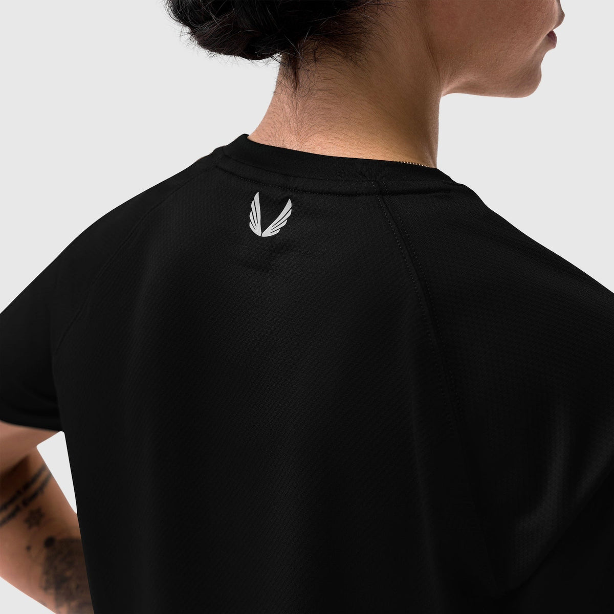 W018. AeroSilver® Cropped Tee - Black