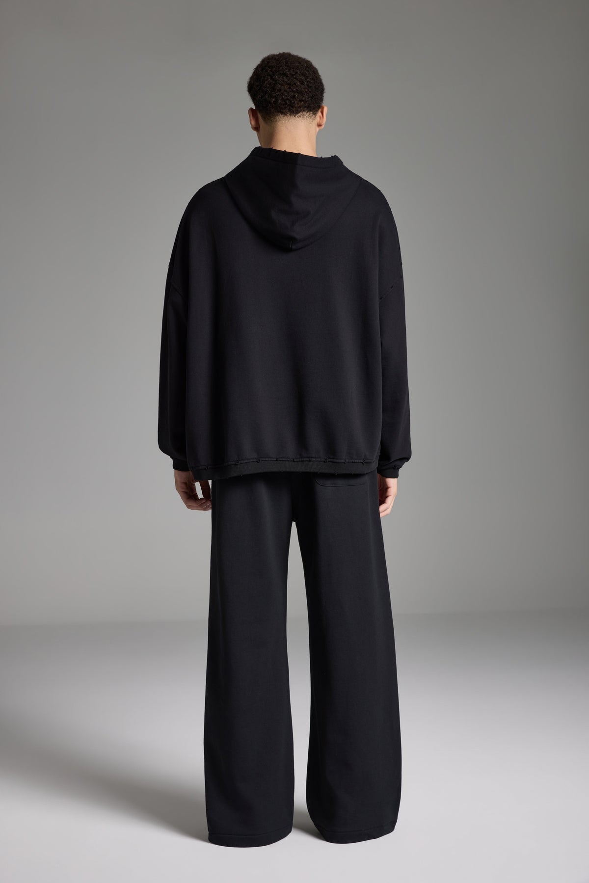 LINDEN Straight Sweatpants Black