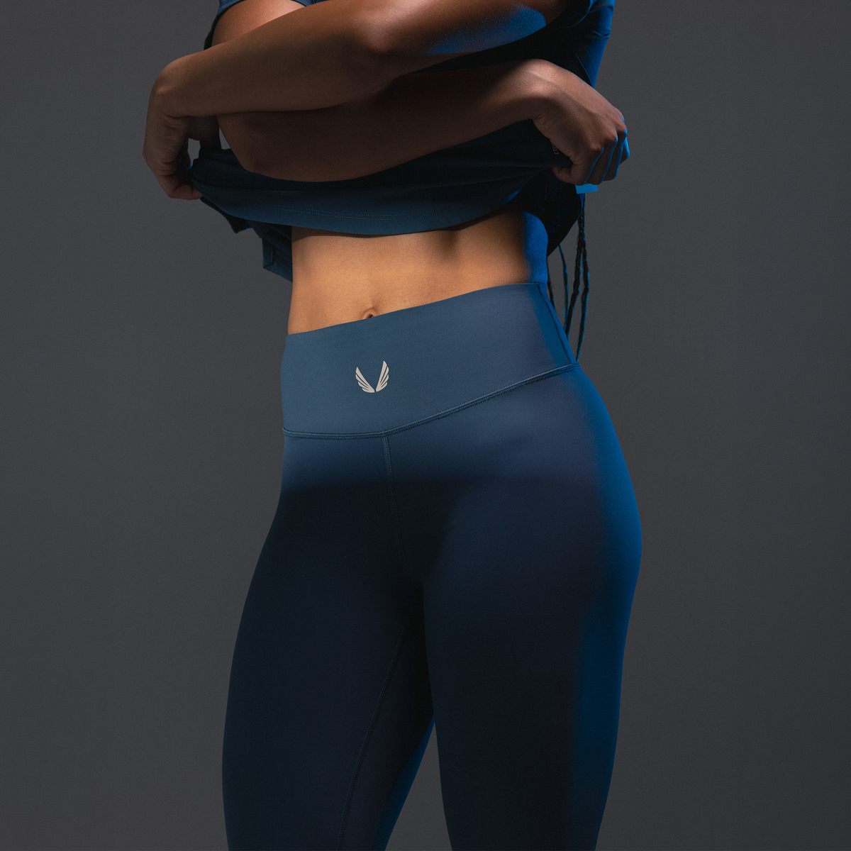 W002. LYCRA® ADAPTIV Legging - Storm